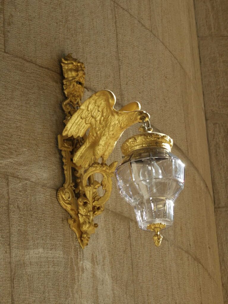 Θεμελιώδεις Σχέσεις